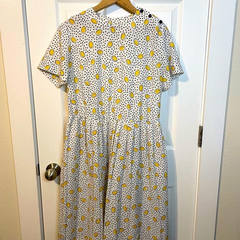VTG Carla Gay white dress w/ black dots & yellow spot pattern sz XL (?)